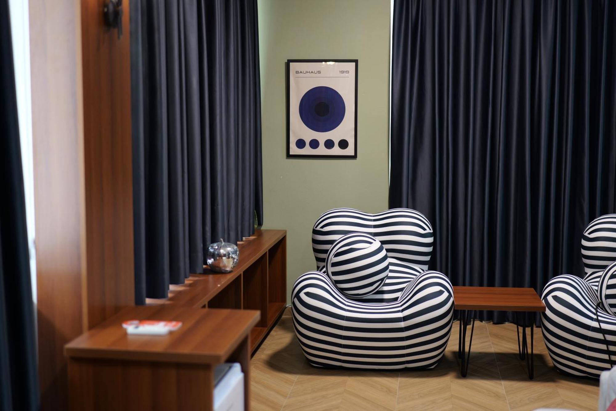 Orb Inn Saranda Kültér fotó